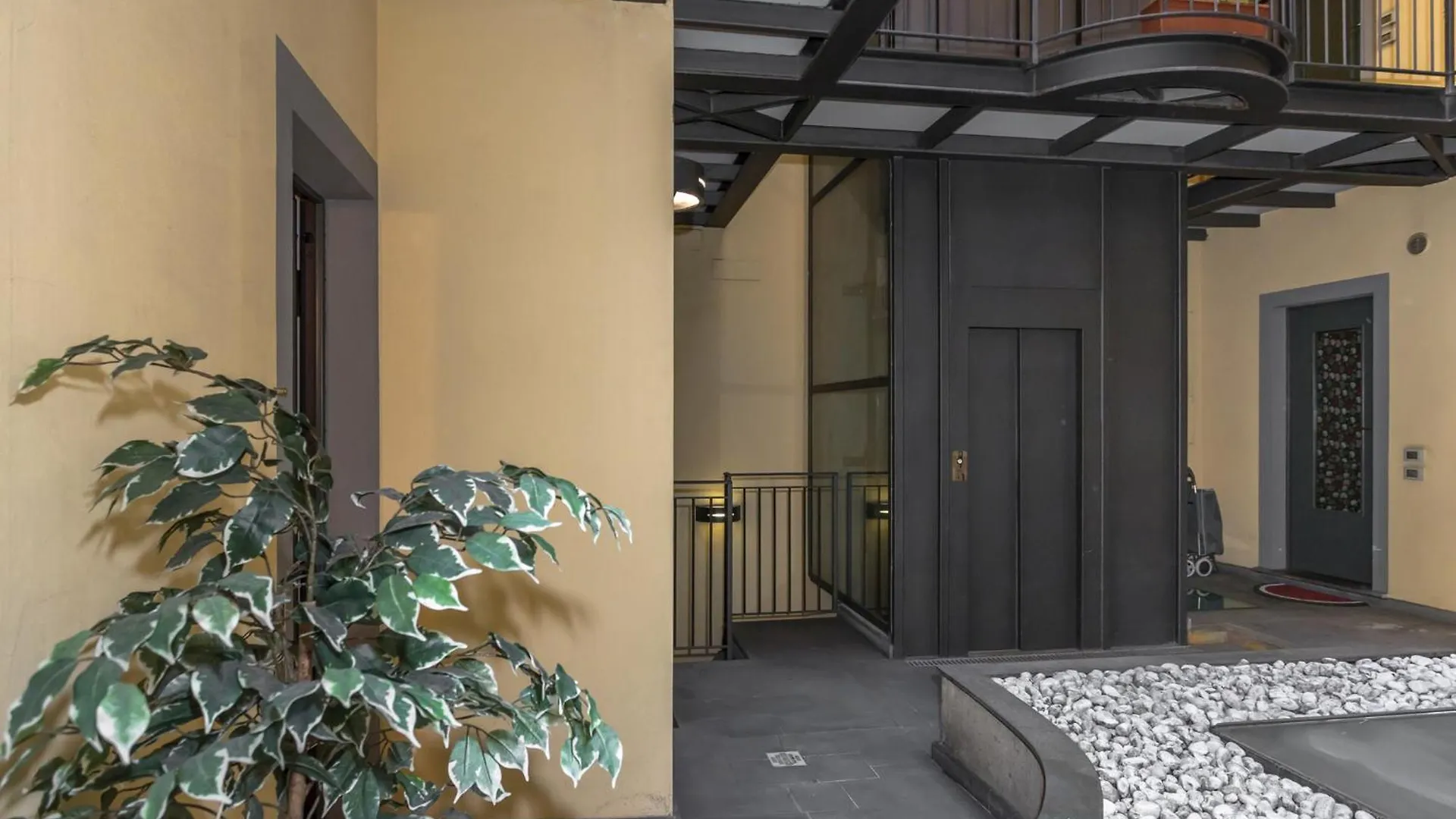 Apartamento San Bernardino 8 - Immobili E Soluzioni Rent Bérgamo 0*,  Italia